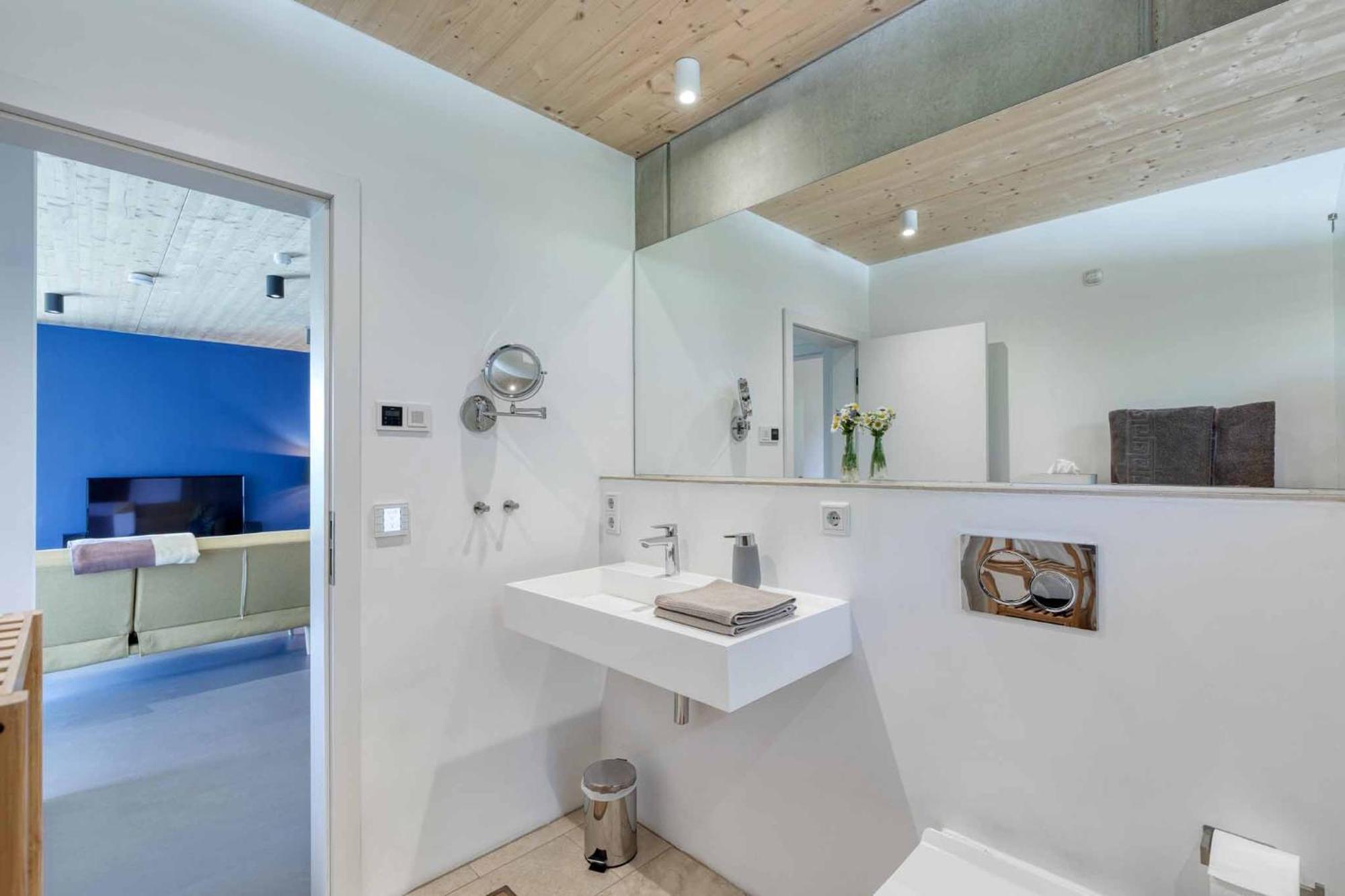Lieblingseck Nachhaltige 5 Sterne Ferienwohnung Direkt Am Chiemsee Ґштадт-ам-Кімзе Екстер'єр фото